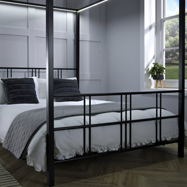 XR Living Fern Four Poster Bed With White Soft Glow LED Lights