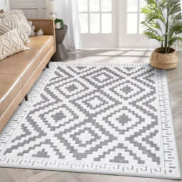 Chevron Machine Tufted Indoor / Outdoor Area Rug