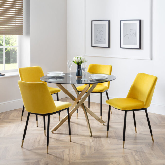 Hosmer 4 - Person Dining Set