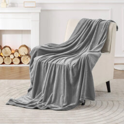 Ultra-Soft Mink Fleece Blanket - Plush, Lightweight & Warm - Cozy All-Season Throw For Bed & Sofa