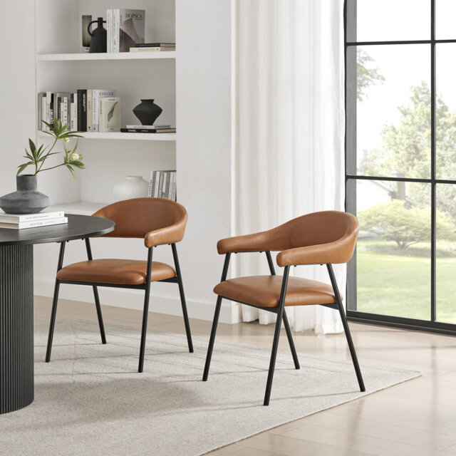 Belmira Luxury Dining Chairs - Curved Backrest Design