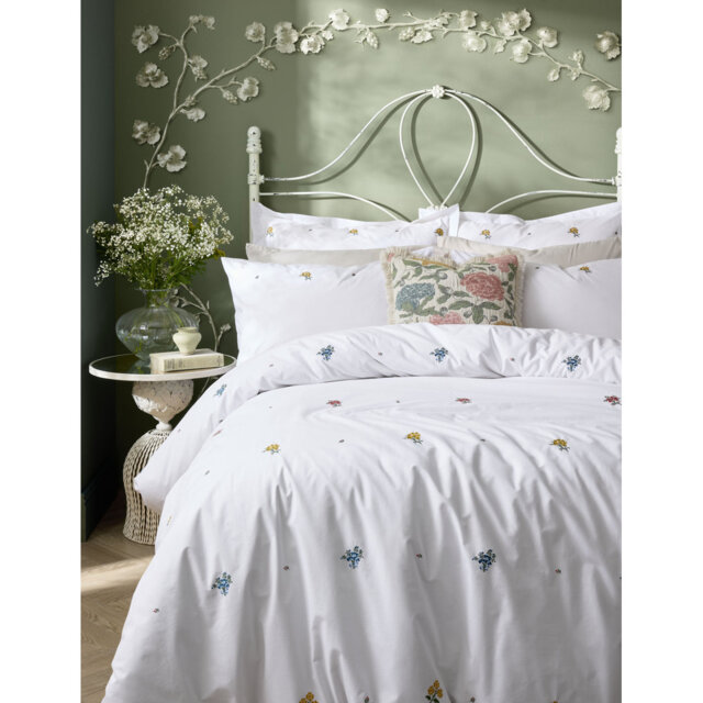 Royal Embroidery Multi 200 Thread Count Oxford Pillowcase Pair