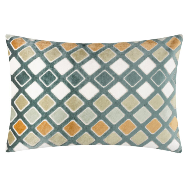 Metro Diamond Geometric Rectangular Cushion