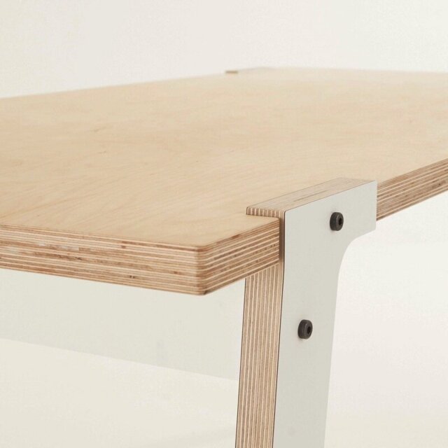 Giedi Dining Table