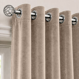 Single Curtain Panel