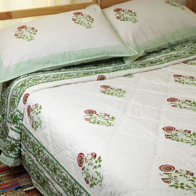 Honcut Green/White  Pima Cotton 125 TC Reversible Traditional 3 Piece Quilted Bedspread Set