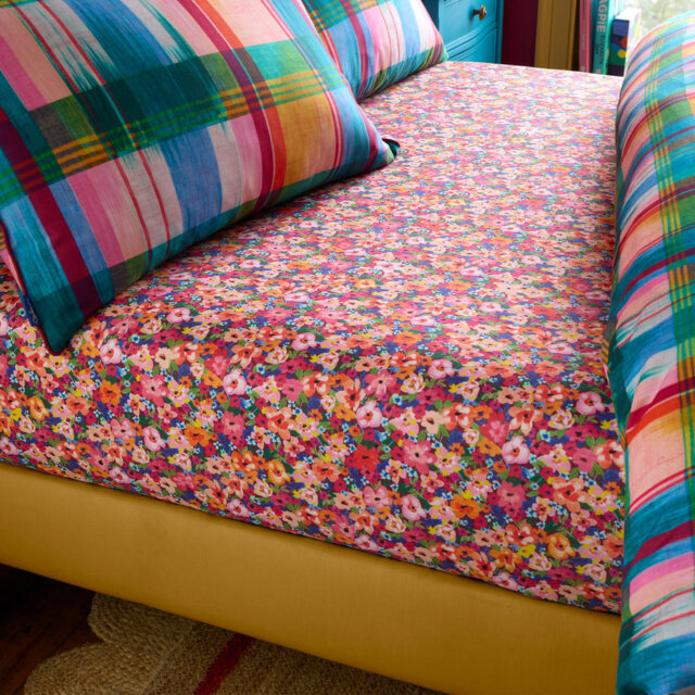 Darling Ditsy 100% Cotton Fitted Sheet