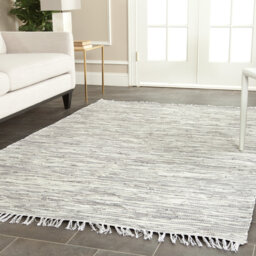 Ceniceros Hand Hooked Silver Rug