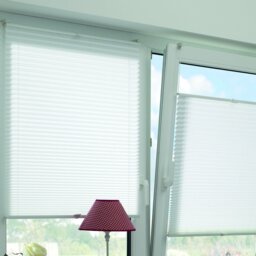 Blackout Semi-Sheer Pleated Blind