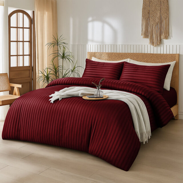 Aspire Homeware 4 Piece Hotel Quality Striped Duvet Bedding Set with Pillowcases and Fitted Sheet for Luxury Bedding Comfort