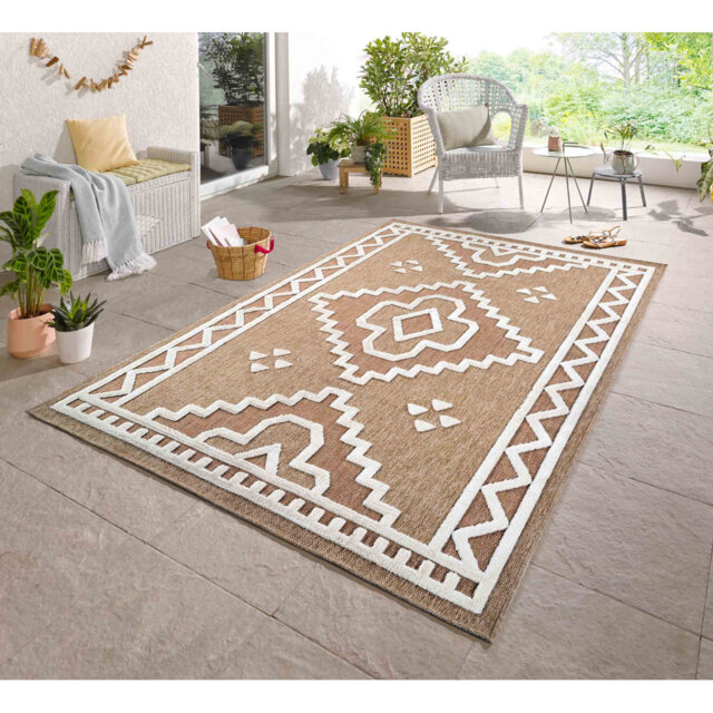 Deborah Geometric Shapes Braided Indoor / Outdoor Area Rug