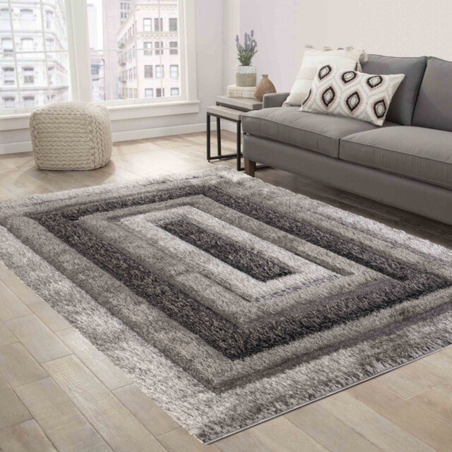 Kiawah Grey/Black Shaggy Indoor/Outdoor Rug