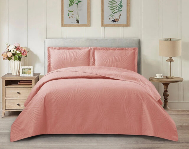 Floral Bedspread with Pillow Shams Included
