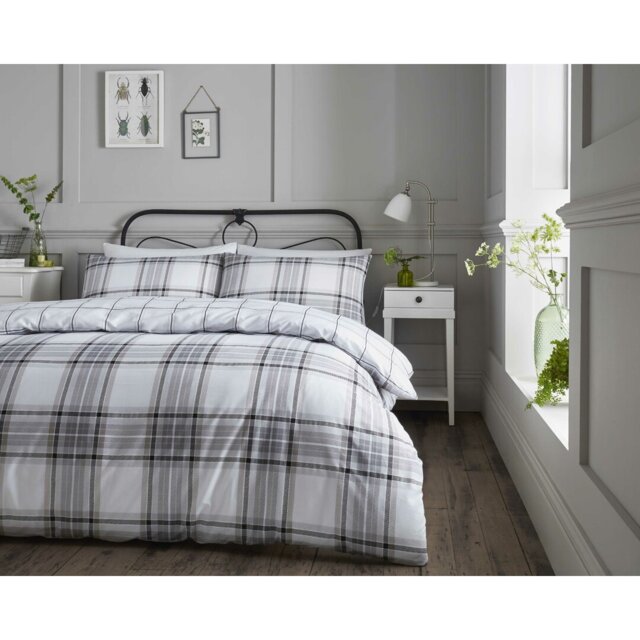 Cargile Cotton Blend Geometric Shapes Duvet Cover Set with Pillowcases Included