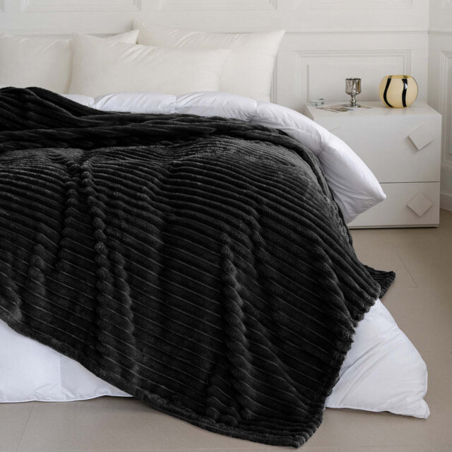 Rehana Snug Soft Chunky Ribbed Cord Plush Throw Blanket