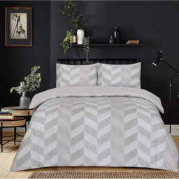 Complete Bedding Set Cotton Rich Checkered Duvet Cover, Fitted Sheet & Pillowcases Soft, Breathable & Wrinkle-Resistant