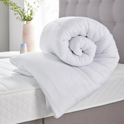 Hollowfibre 100% Polyester Duvet