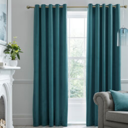 Montrose 100% Polyester Pair of Eyelet Curtains