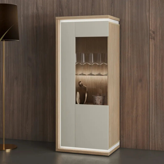 Deisi 05 Display Cabinet 55cm in Cashmere & Oak - Refined Display, Gentle Modern Warmth