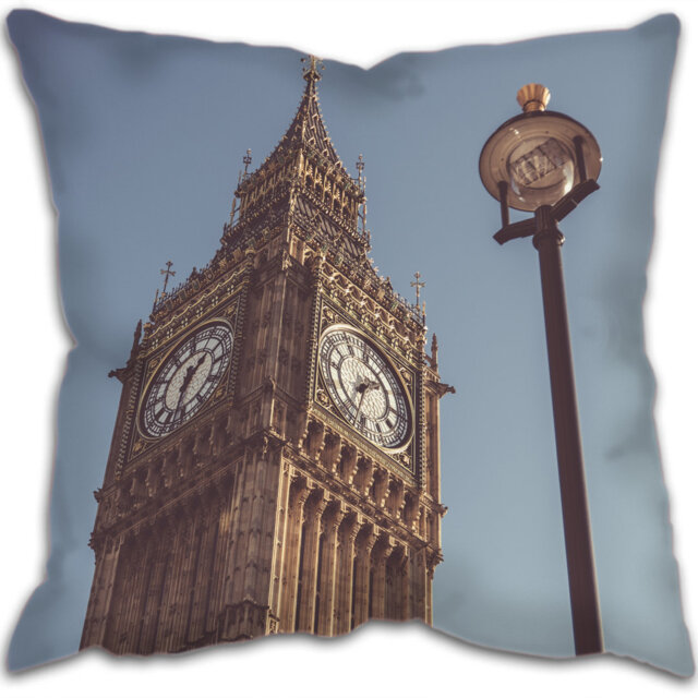 Deveraux Square Cushion