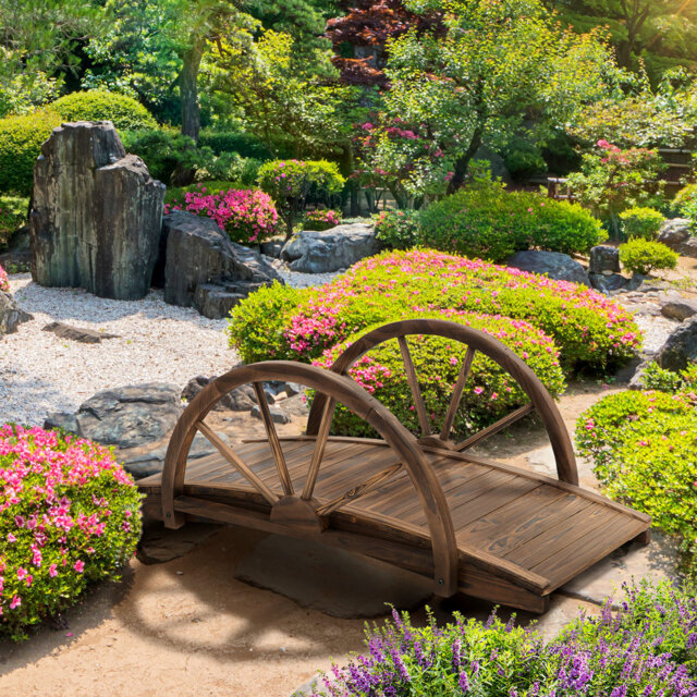 Pomona Transportation Weather Resistant Wood Garden Statue