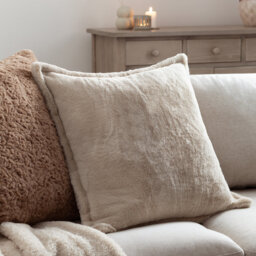 Kallu Square Cushion