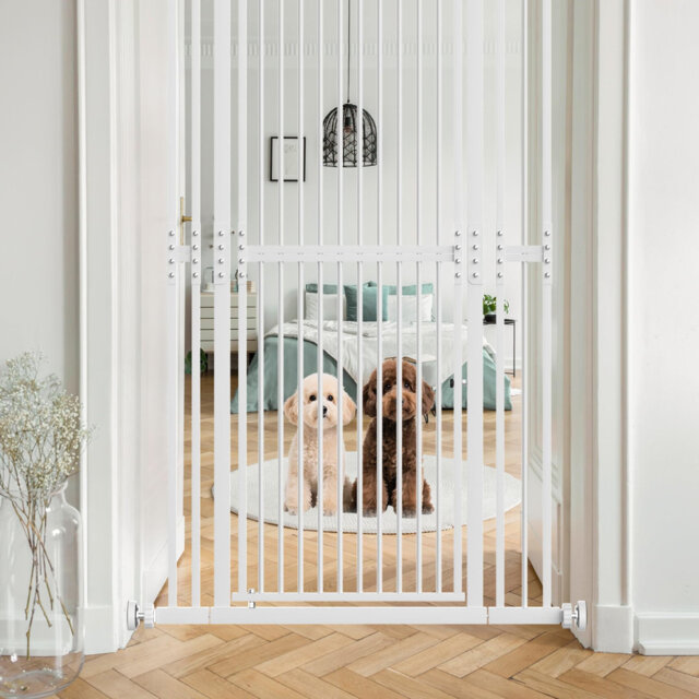 MoraRise 180?cm Extra Tall Pet Gate, Adjustable 70-107cm Safety Gate for Cats & Dogs, No-Drill Wide Gate with One-Hand Operation, Auto-Close Door, Sta