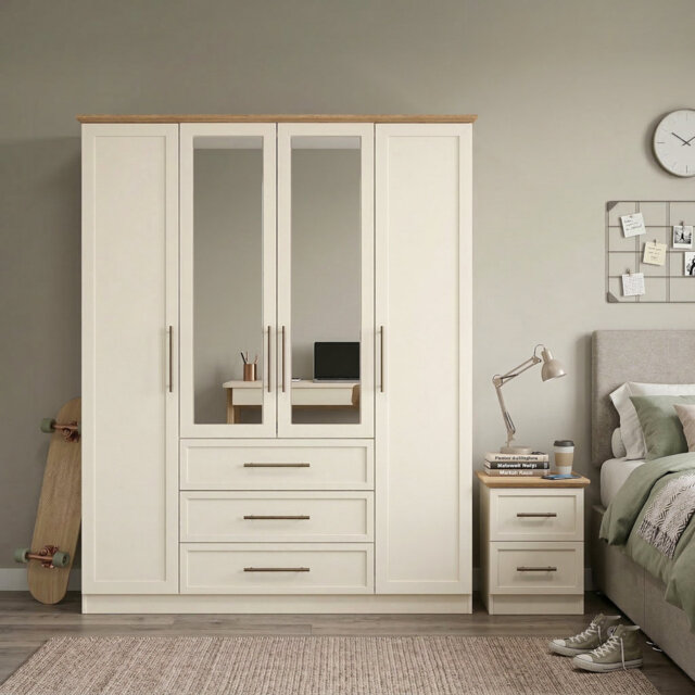 Cleverton Mirage Bedroom Set