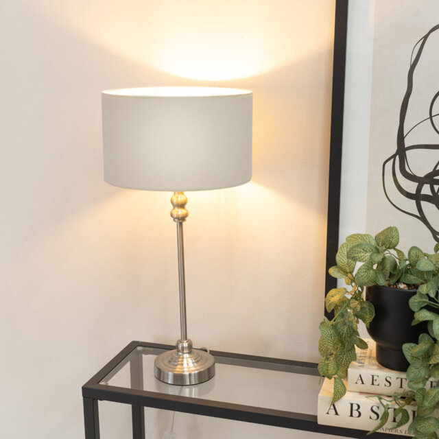 Saylorsburg Metal Table Lamp