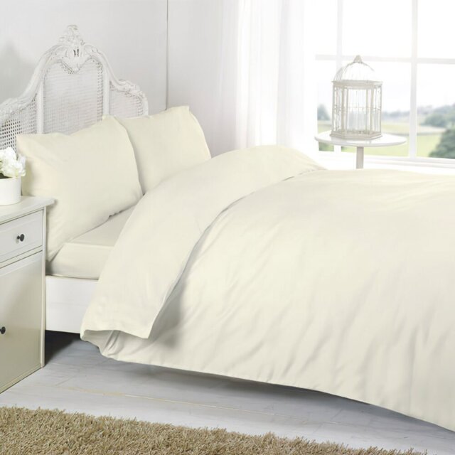 Brittneyann Satin Solid Colour Duvet Cover Set with Pillowcases Included
