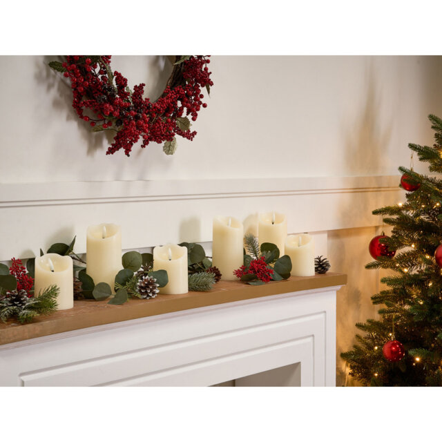 AMOREA Decorative Accent Candle