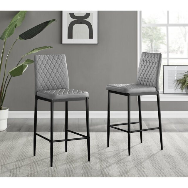 Milton Luxury Breakfast Bar Stool in Quilted Design Faux Leather - Modern Chic Kitchen