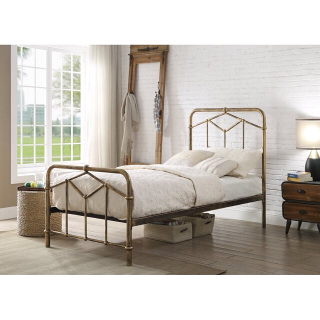 Lavonne Metal Bed