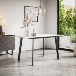 Darryll Extending Dining Table Modern Table w Black Legs