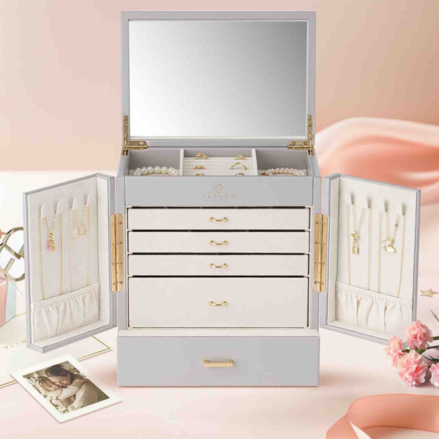 Accessory Box