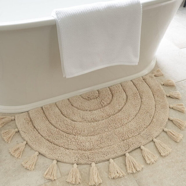 Boho Tassel Cotton Bath Rug: Soft Half-Circle, Non-Slip, Absorbent