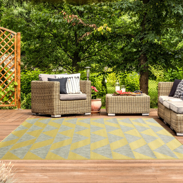 Oulu Geometric Hand Woven Indoor / Outdoor Area Rug
