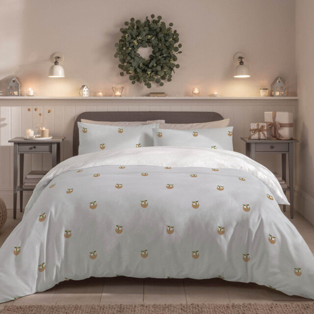 Festive Christmas Pudding Duvet Cover Set – Grey & White SOFT Reversible Bedding Set with Pillowcase