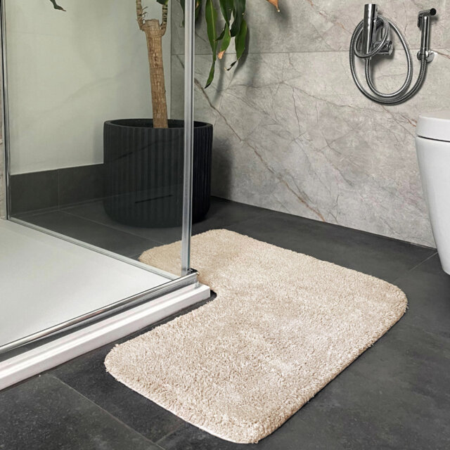 Afruza Corner Shower Bath Mat