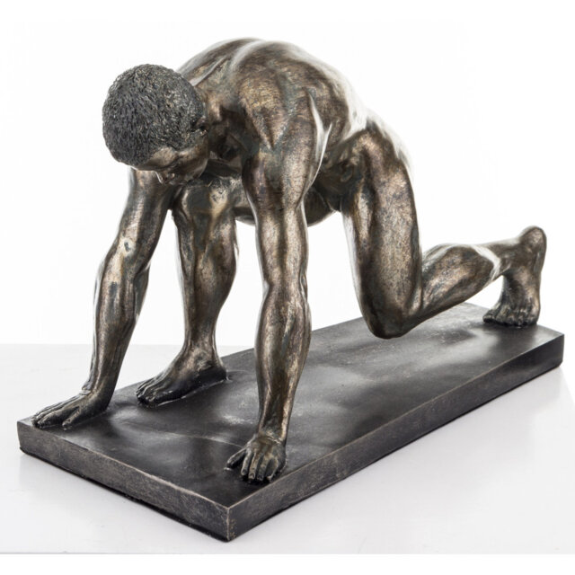 Figurines & Sculptures