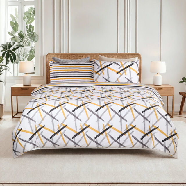 Dual Pattern Reversible Brushed Microfiber Printed Duvet Cover Set With Matching Pillow Covers