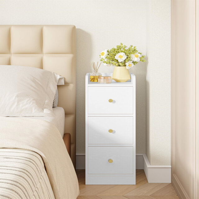 Narrow Side End Tables with 3 Drawers, Bedside Cabinet with Top Guard, Small Nightstand for Bedroom, Living Room, Office