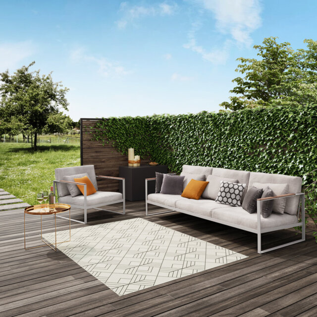 Hermes Geometric Indoor / Outdoor Area Rug