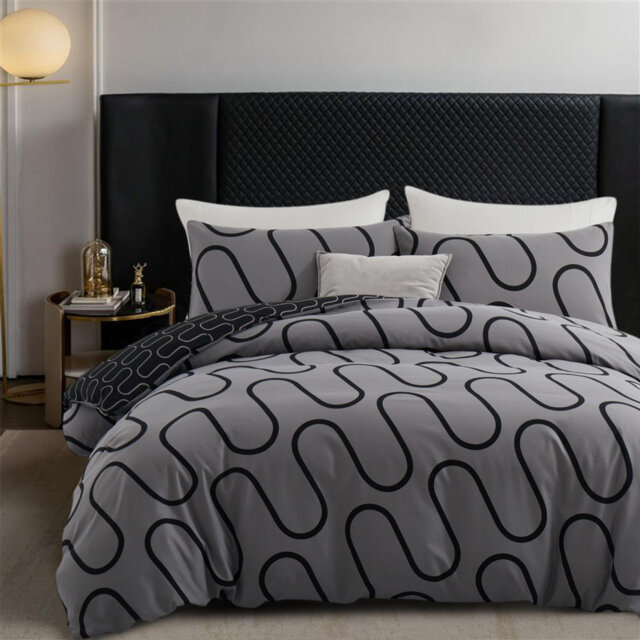 Ultra Soft Microfiber Dual Pattern Reversible Duvet Cover With Matching Pillow Covers