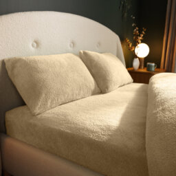 Silentnight Cosy Teddy Fleece Fitted Sheet