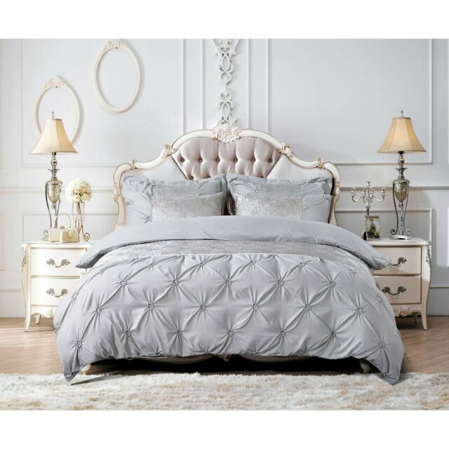 Maya Jacquard Duvet Cover Set Soft Microfiber Bedding with Pillowcases, Hypoallergenic & Luxurious