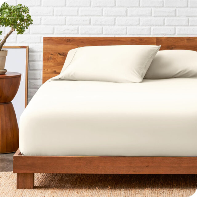 Deep Pocket Microfiber Brushed Fitted Sheet