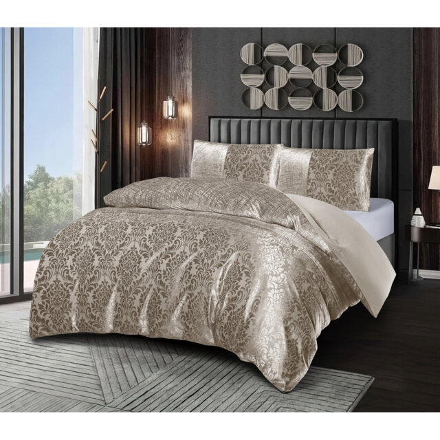 Polyester Floral Duvet Cover Set with Pillowcases Included