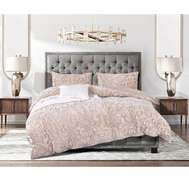 Berg Beige Egyptian Quality Cotton 200 TC Duvet Cover Set