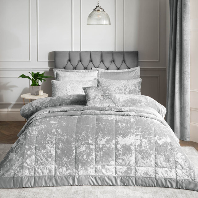 Crushed Velvet Bedspread